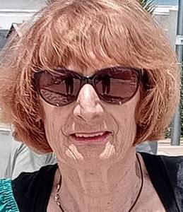 Femme célibataire 68 ans à Dijon