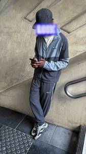 rencontre avec Dennis