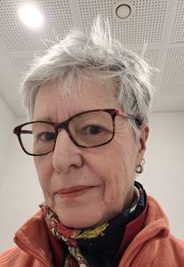 Femme célibataire 64 ans à Monaco