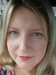 Femme célibataire 36 ans à Arras