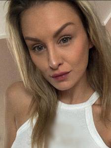 Etrli66, femme coquine de 28 ans - Val-de-Marne