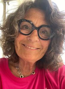Femme célibataire 65 ans à Marseille