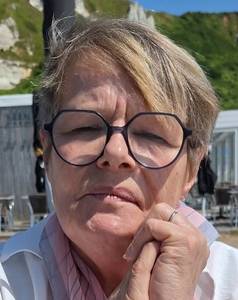 Femme célibataire 67 ans à Cherbourg