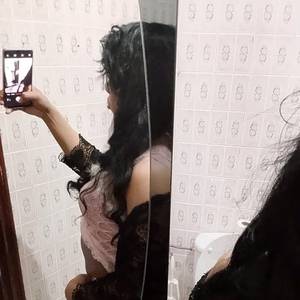 Femme célibataire 26 ans à Geneve