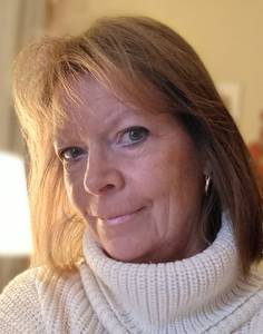 Femme célibataire 68 ans à Saint-Etienne