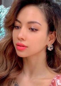 Femme célibataire 35 ans à Nancy