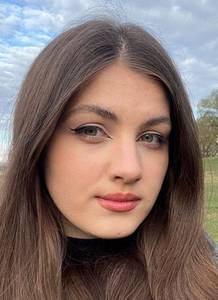 Femme célibataire 24 ans à Rennes