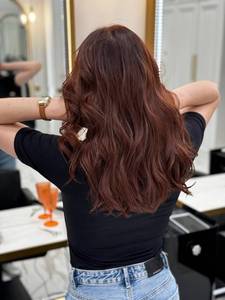 Elvira rencontre avec Elvira