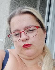 Femme célibataire 42 ans à Poitiers