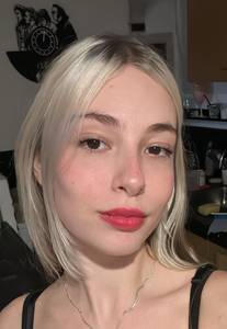 Femme célibataire 26 ans à Lille