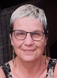 Femme célibataire 66 ans à Angers