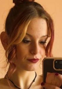 Je suis � l?�coute attentionn�e, romantique, respectueuse, protectrice, jalouse et possessive