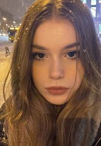 Lilitomojama, femme coquine de 18 ans - Krakw