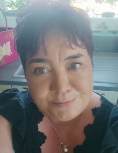 Femme célibataire 47 ans à Saint-Etienne