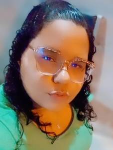 Femme célibataire 27 ans à Tours