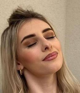 Femme célibataire 32 ans à Lyon