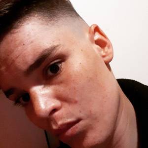 Femme célibataire 24 ans à Orleans