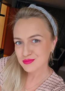 Femme célibataire 33 ans à Paris-14e