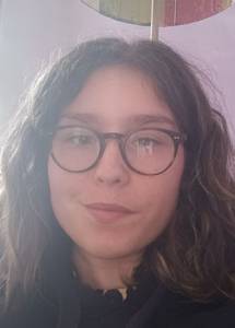 Femme célibataire 20 ans à Lausanne