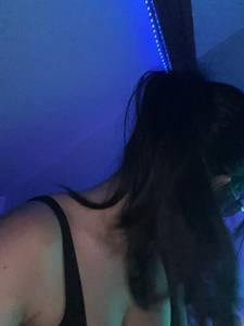 Femme célibataire 21 ans à Le-Mans