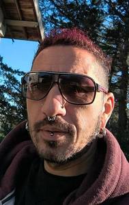 Tu veux prendre contact? célibataire 42 ans