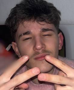 Adrian rencontre avec Adrian