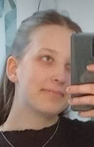 Femme célibataire 18 ans à Nyon