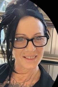 Femme célibataire 56 ans à Laval