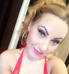 Femme célibataire 38 ans à Amiens