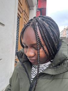 Femme célibataire 20 ans à Poitiers