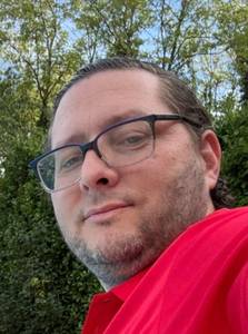 Photo du profil Hugh, 32 ans à Montlegun