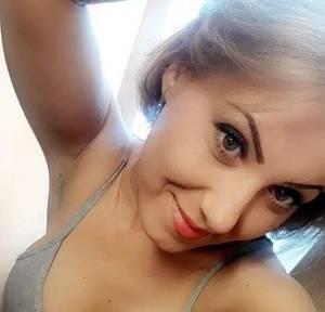 Femme célibataire 26 ans à Marseille