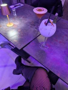 VeroMoon_, femme coquine de 24 ans - Paris