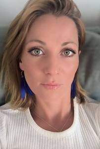 Femme célibataire 37 ans à Paris