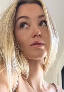 Kellyflorence78, femme coquine de 21 ans - Oise