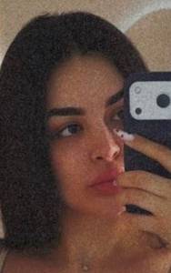 Femme célibataire 25 ans à Clermont-Ferrand