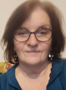 Femme célibataire 62 ans à Nantes