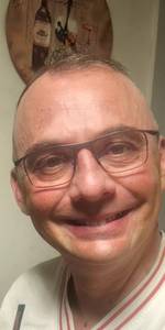 Photo du profil Carlos, 46 ans à Saint-Étienne-du-Bois