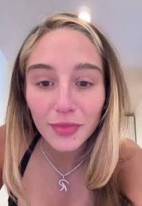 Femme célibataire 25 ans à Le-Mans