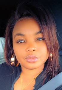 Femme célibataire 32 ans à Angers
