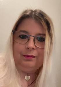 Femme célibataire 48 ans à Saint-Brieuc