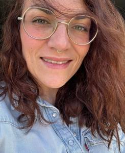 Femme célibataire 35 ans à Nancy