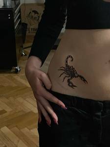 Jula, femme coquine de 18 ans - Luba?