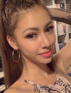 annonce rencontre ronde une-femme a Paris