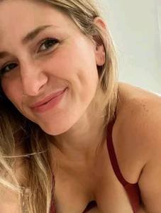 Femme célibataire 28 ans à Lille