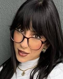 Petite coquine   de cher