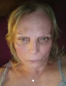 Femme célibataire 60 ans à Bourges