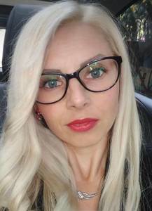 Femme célibataire 27 ans à Amiens