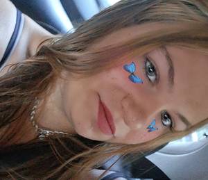 Femme célibataire 23 ans à Grenoble