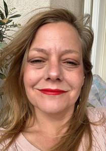 Femme célibataire 42 ans à Paris